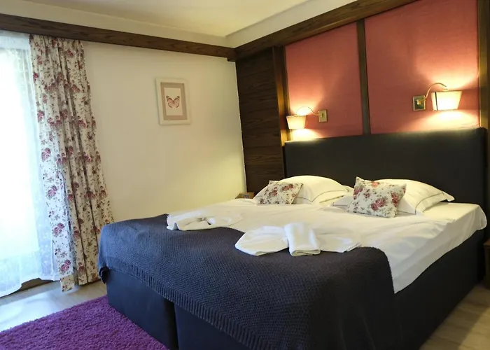 Hotel-Restaurant Zum Hirschhaus Inklusiv Chiemgaukarte