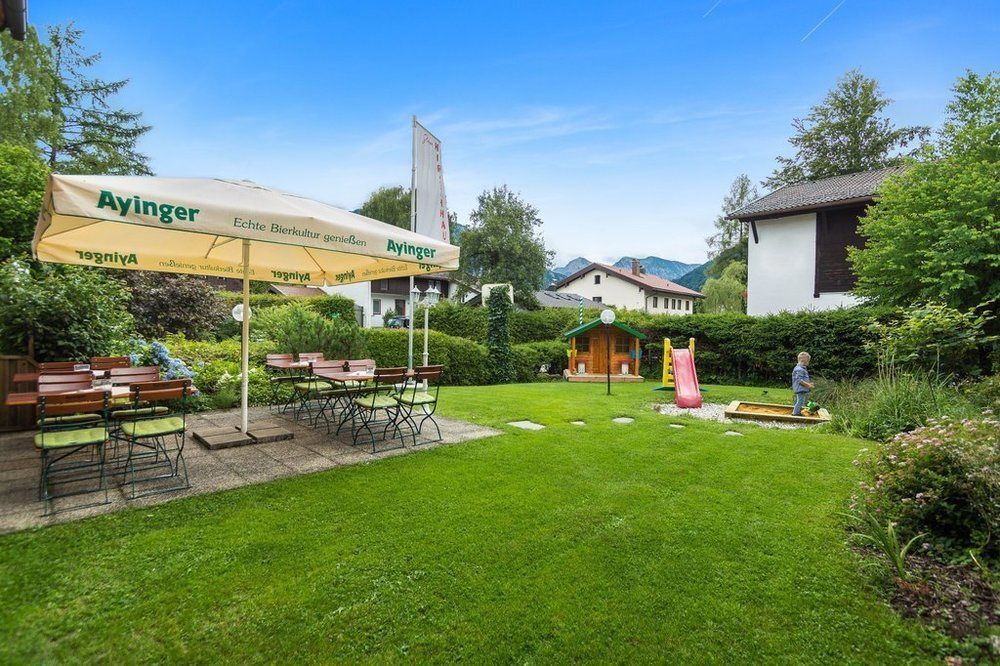 Hotel Hotel-restaurant Zum Hirschhaus Inklusiv Chiemgaukarte 3*